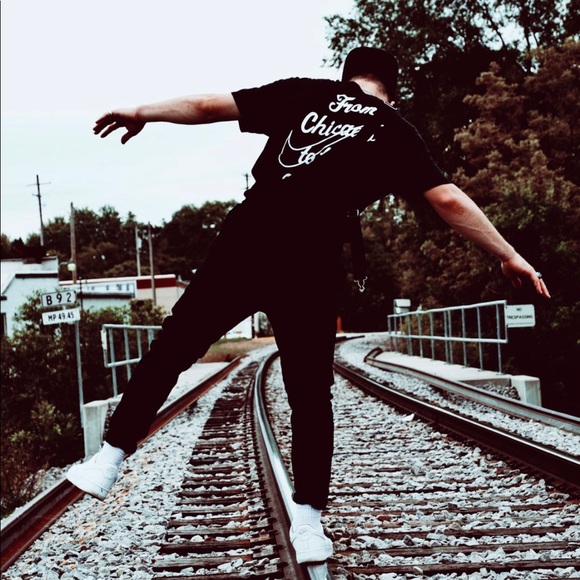 Meet your Posher, Joey - Picture 1 of 1